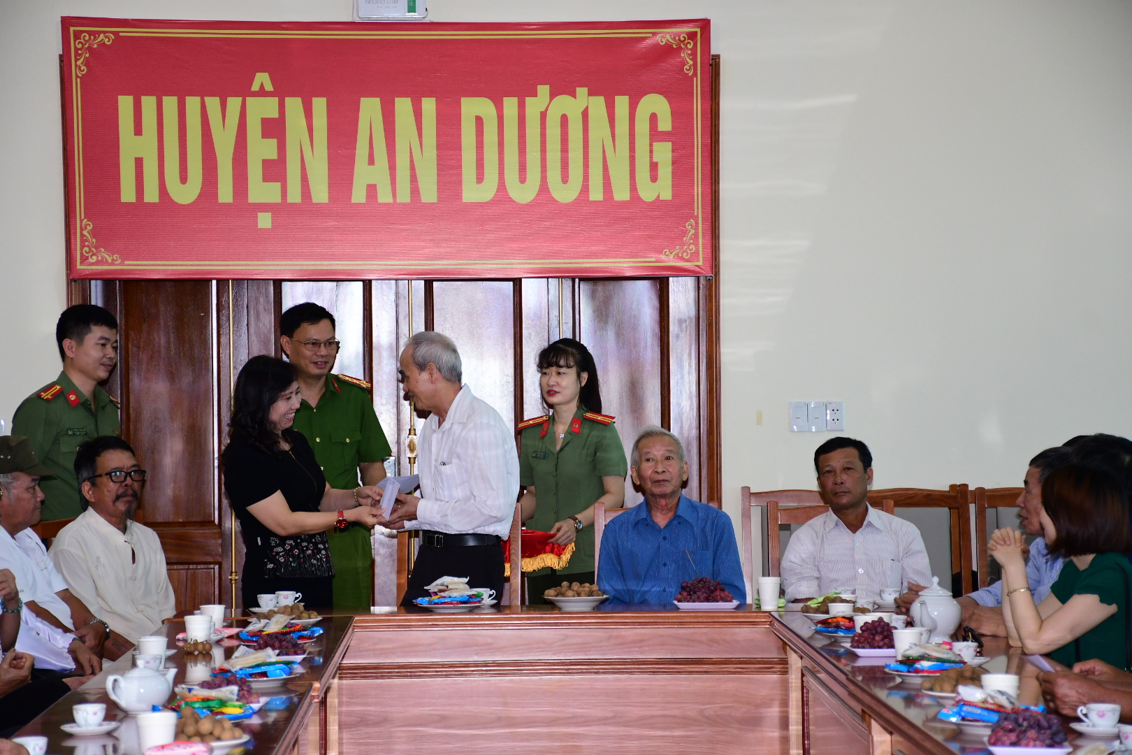 CAH An Dương: Tiếp xúc, tri ân các đồng chí thương binh, thân nhân liệt sỹ trên địa bàn